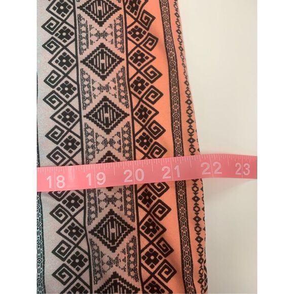 Aztec Patterned Biker Shorts - Picture 7 of 8